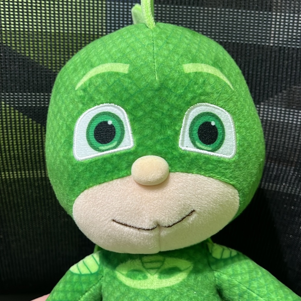 PJ Masks Green Gekko Plush Backpack - Picture 7 of 8